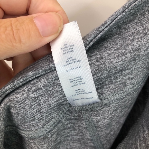 *Flaw* Rouched bottom Ivivva girls reversible leggings π - Picture 10 of 10